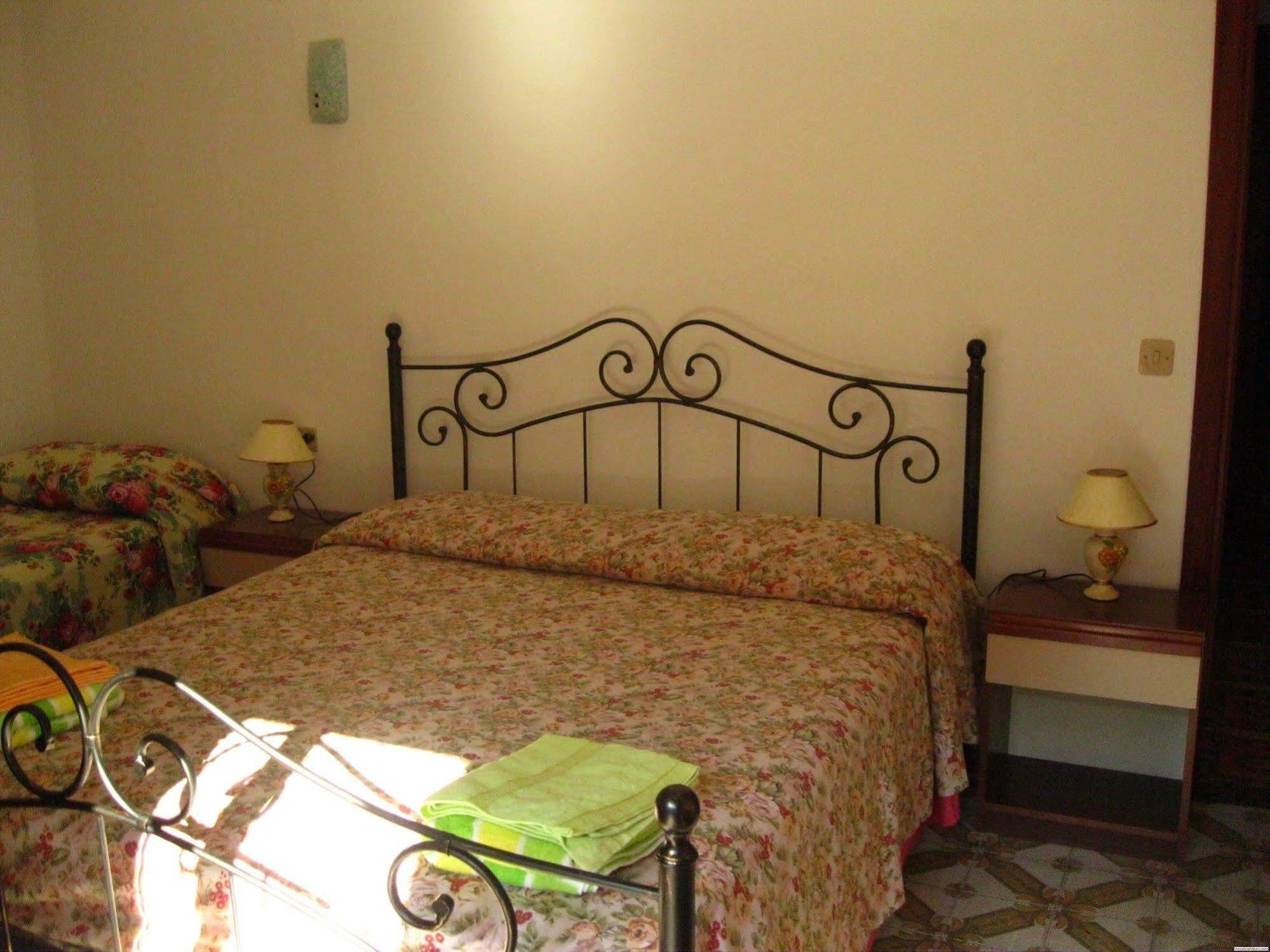 Hotel California Milazzo Exterior foto